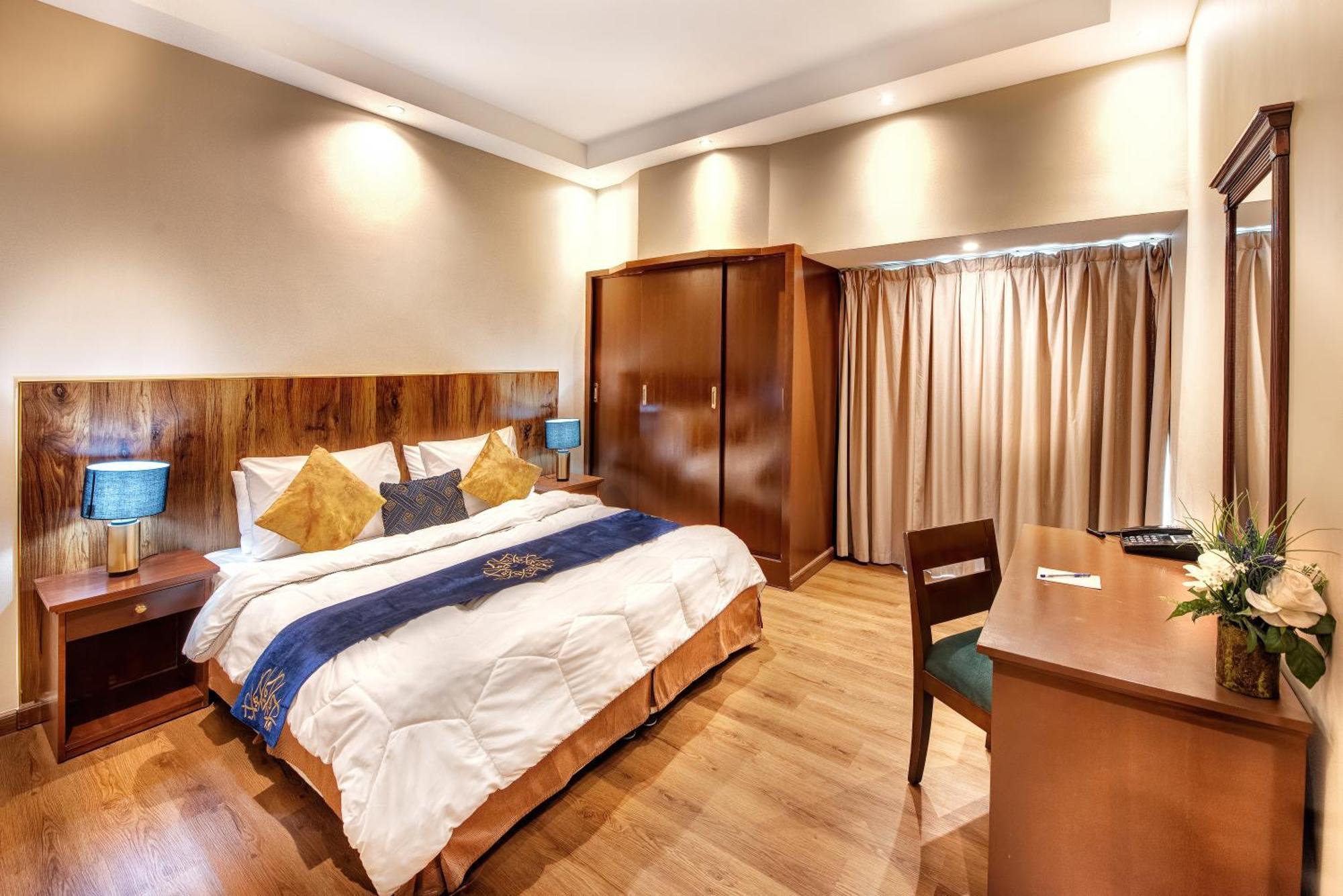 Hotel Al Bustan Flats Szardża Zewnętrze zdjęcie