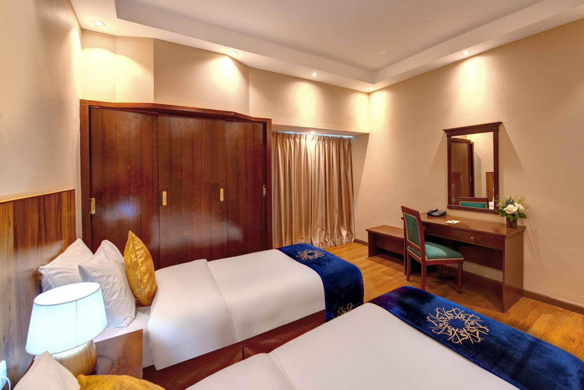 Hotel Al Bustan Flats Szardża Zewnętrze zdjęcie