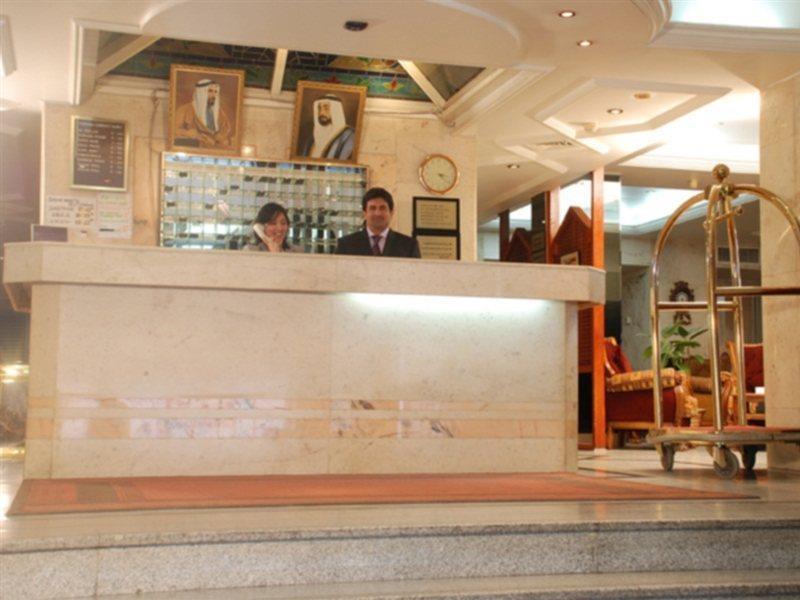 Hotel Al Bustan Flats Szardża Zewnętrze zdjęcie